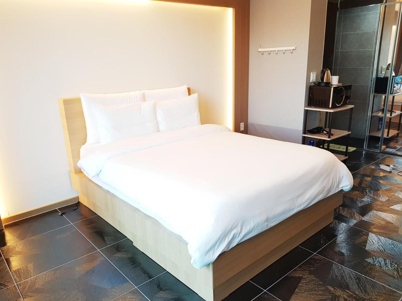 Lasania Resort Seogwipo-stad Buitenkant foto